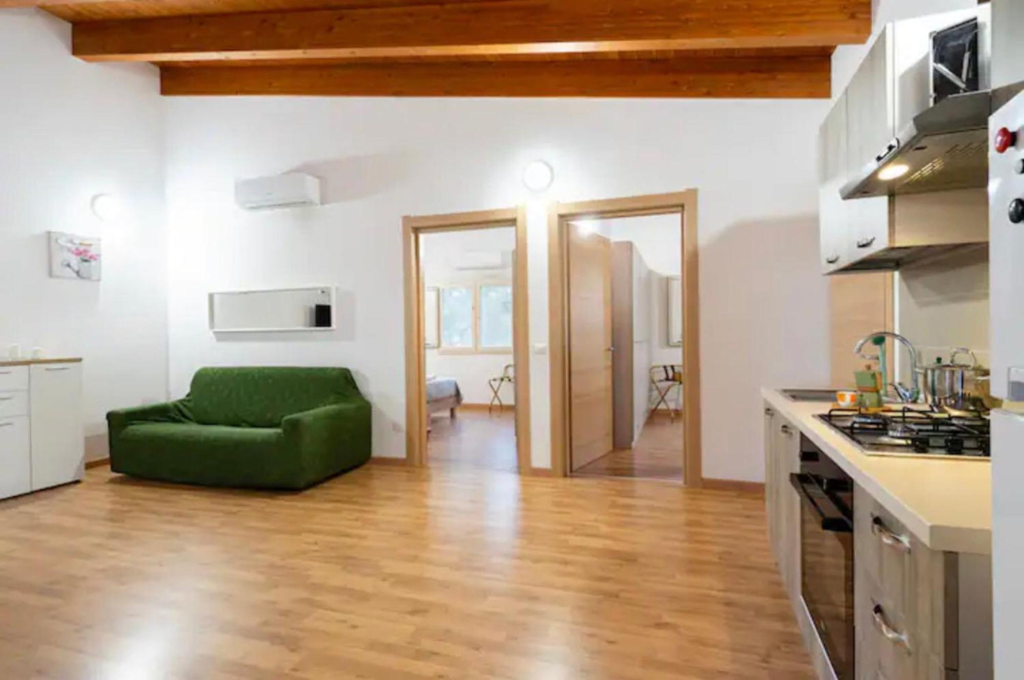 Apartmán Casale Carolea Sarrotino Exteriér fotografie